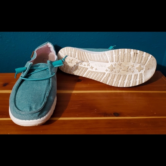 Hey Dudes size 9/40 - Picture 2 of 2